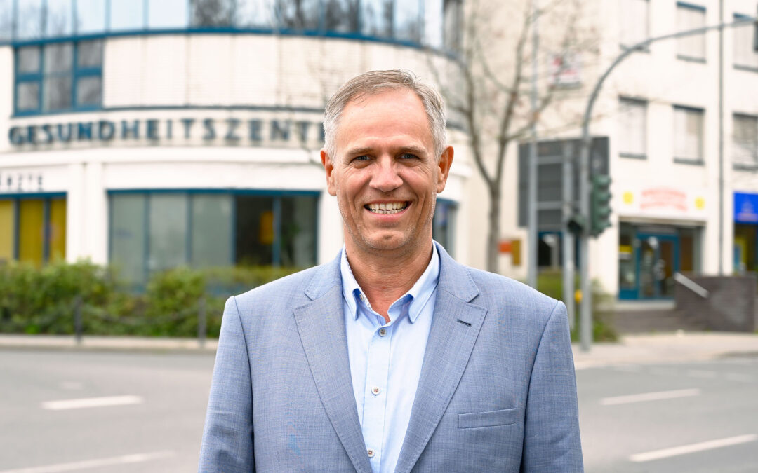 4. Dr. Dirk Weßlau